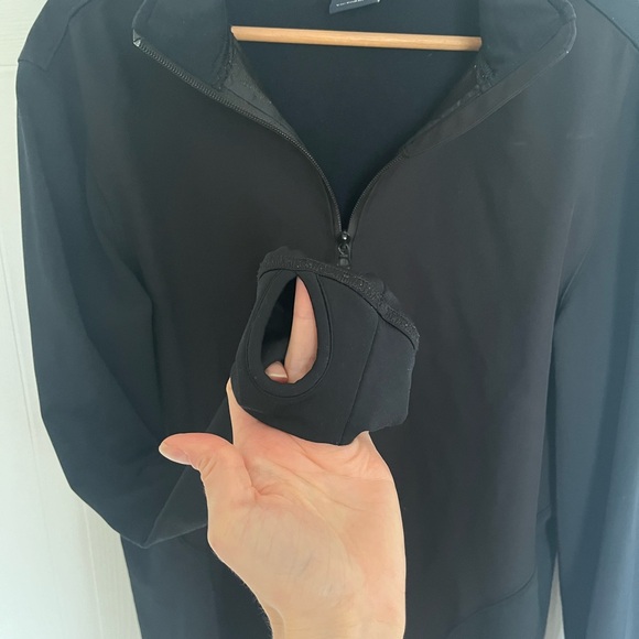 Black casual everyday long sleeve men’s top - Picture 6 of 8